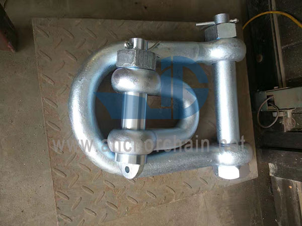D Tipi Alaşımlı Kelepçe CB3061